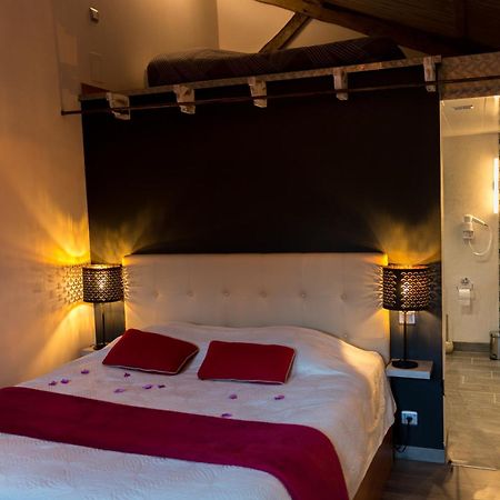 Hotel O Delices De La Monnerie à Bourgnac Extérieur photo